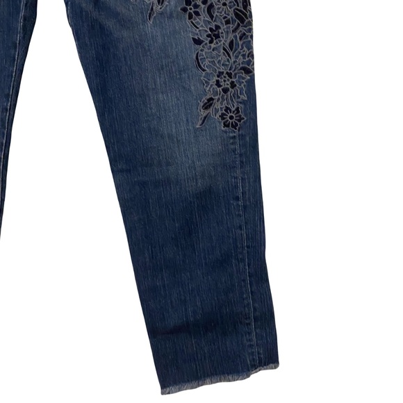 Made & Loved LOFT Ann Taylor Womens Boyfriend Floral Embroidered Hem Jeans 2 - Picture 3 of 10